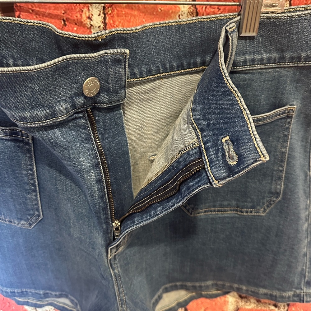 J.Crew Sailor Patch Pocket Denim Shorts – Size 31new with tags Brand: J.Crew - Picture 8 of 9